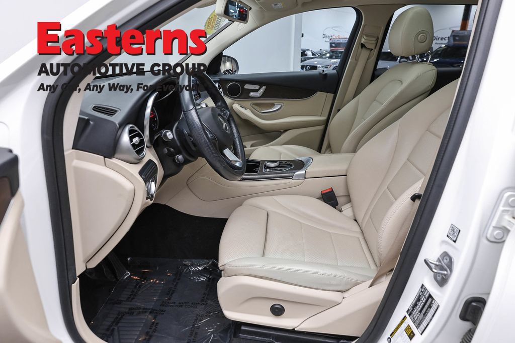 Used 2019 Mercedes-Benz GLC 300 4MATIC image 15
