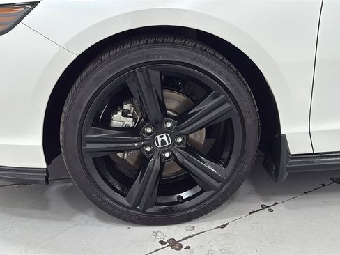 Used 2024 Honda Accord Sport image 24