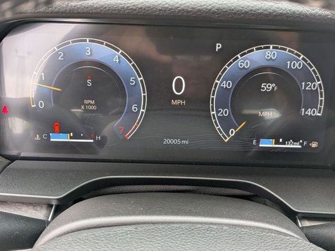 Certified 2024 Jeep Grand Cherokee Limited AWD/4WD image 19