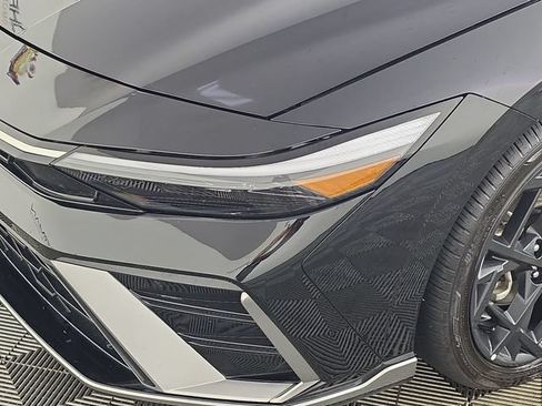 Certified 2025 Hyundai Elantra N Line FWD image 51