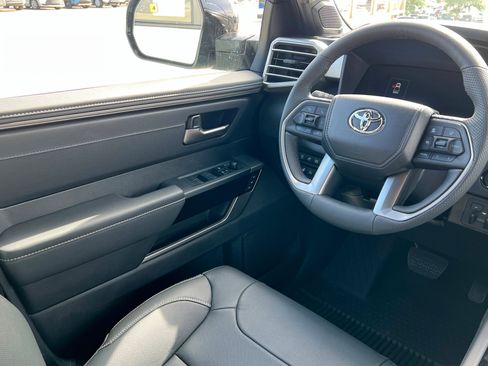 New 2026 Toyota Tundra Limited AWD/4WD image 11