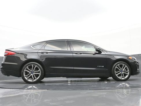 Used 2019 Ford Fusion Titanium image 37