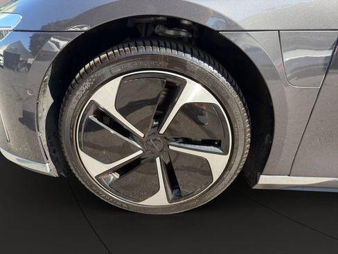 Used 2024 Lucid Air Touring AWD/4WD image 21