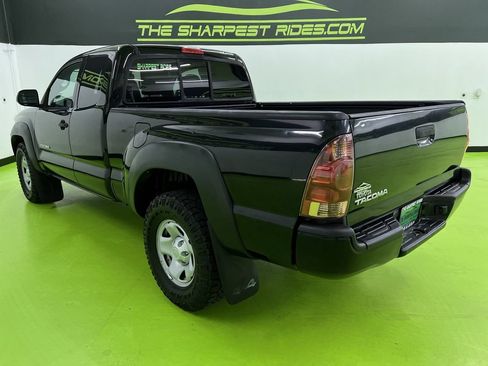 Used 2014 Toyota Tacoma 4x4 Access Cab w/ Convenience Package image 7