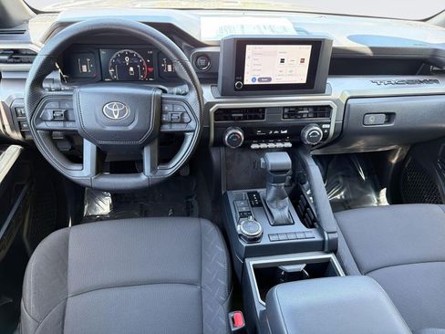 Used 2026 Toyota Tacoma SR5 AWD/4WD image 4