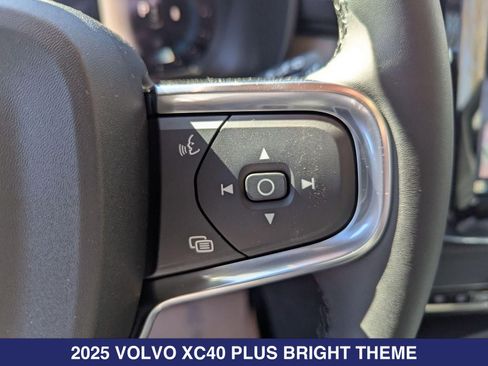 New 2025 Volvo XC40 B5 Plus w/ Protection Package Premier AWD/4WD image 13