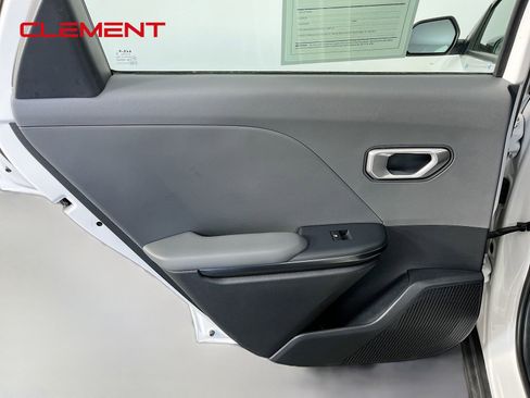 Used 2025 Kia K4 FWD image 29
