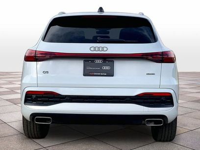 Certified 2025 Audi Q5 Premium w/ Convenience Package