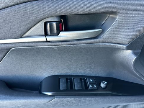 Used 2026 Toyota Camry LE FWD image 10
