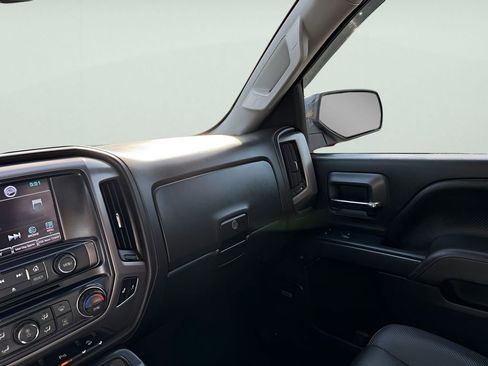 Used 2017 GMC Sierra 1500 SLT AWD/4WD image 28