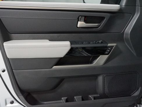 New 2026 Toyota Tundra Limited AWD/4WD image 31