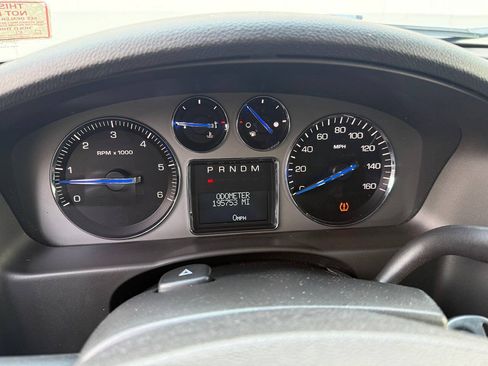 Used 2007 Cadillac Escalade AWD w/ Information Package image 24