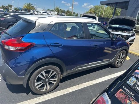 Certified 2020 Nissan Kicks SR w/ SR Premium Package FWD image 2