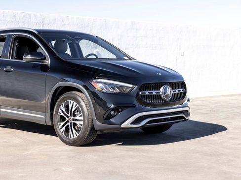 Used 2025 Mercedes-Benz GLA 250 GLA 250 image 3