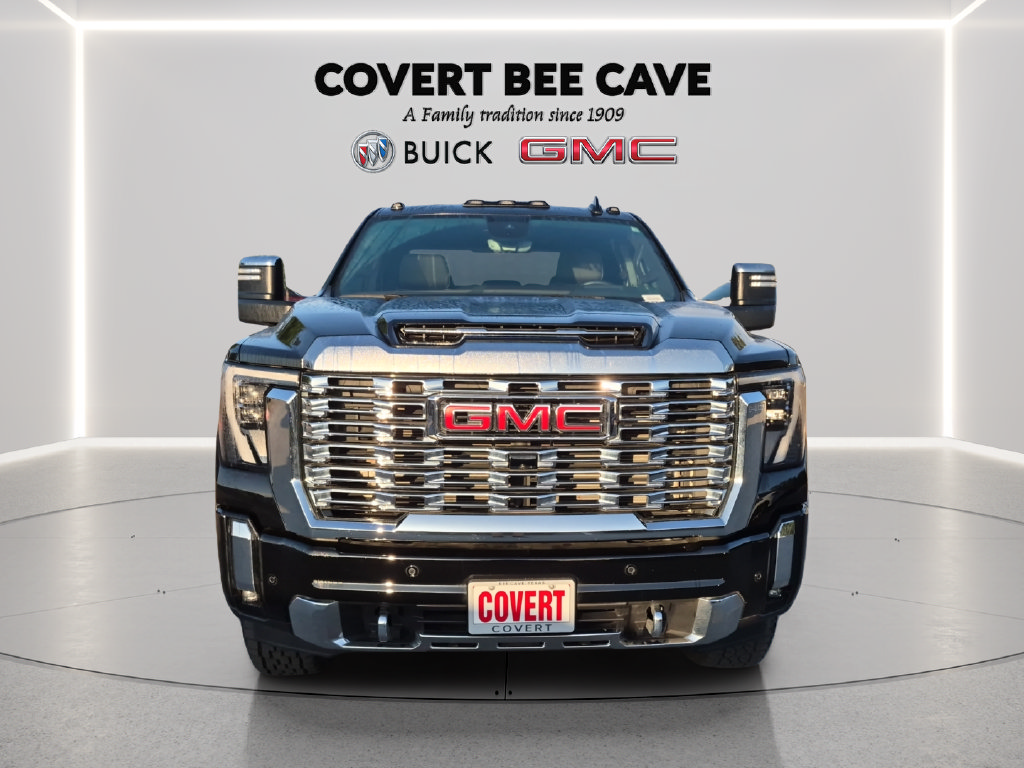 Used 2024 GMC Sierra 2500 Denali w/ Technology Package AWD/4WD image 2