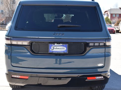 New 2026 Jeep Grand Wagoneer Limited AWD/4WD image 6