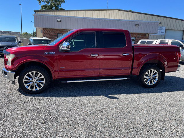 Used 2015 Ford F150 Lariat w/ Equipment Group 502A Luxury AWD/4WD image 1