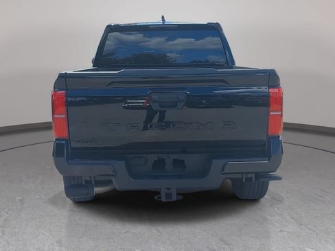 Used 2024 Toyota Tacoma TRD Sport AWD/4WD image 6