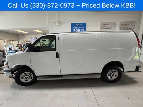 Used 2024 GMC Savana 2500 w/ Driver Convenience Package RWD image 6