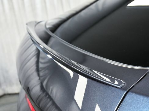 Used 2022 BMW X6 xDrive40i w/ Executive Package image 91