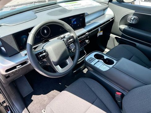 New 2026 Hyundai Ioniq 9 S image 6