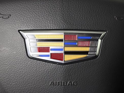 Certified 2024 Cadillac XT5 Sportv w/ LPO, Floor Liner Package AWD/4WD image 35