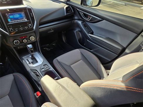 Used 2023 Subaru Crosstrek 2.0i Premium image 17