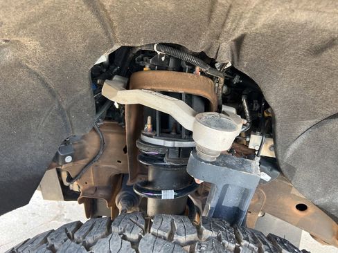 Used 2025 Chevrolet Silverado 1500 RST AWD/4WD image 33