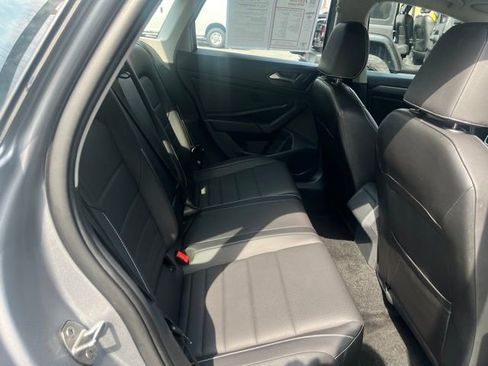 Used 2024 Volkswagen Jetta SE image 20