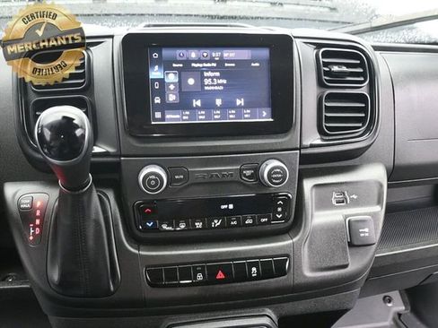 Used 2024 RAM ProMaster 2500 w/ Convenience Group FWD image 19