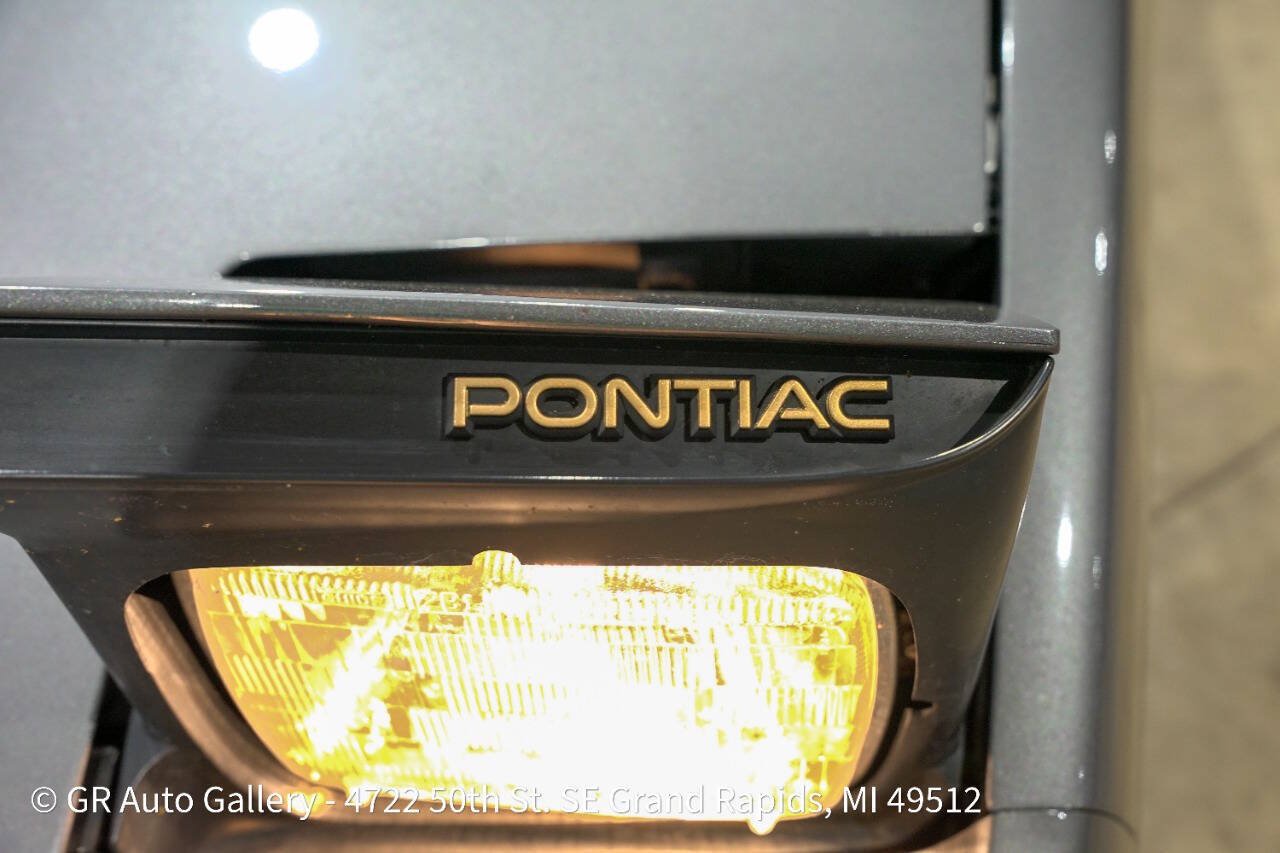Used 1987 Pontiac Firebird Trans Am RWD image 33