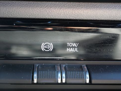 Used 2024 RAM 3500 Big Horn image 23