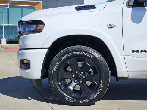 New 2026 RAM 1500 4x4 Crew Cab image 11