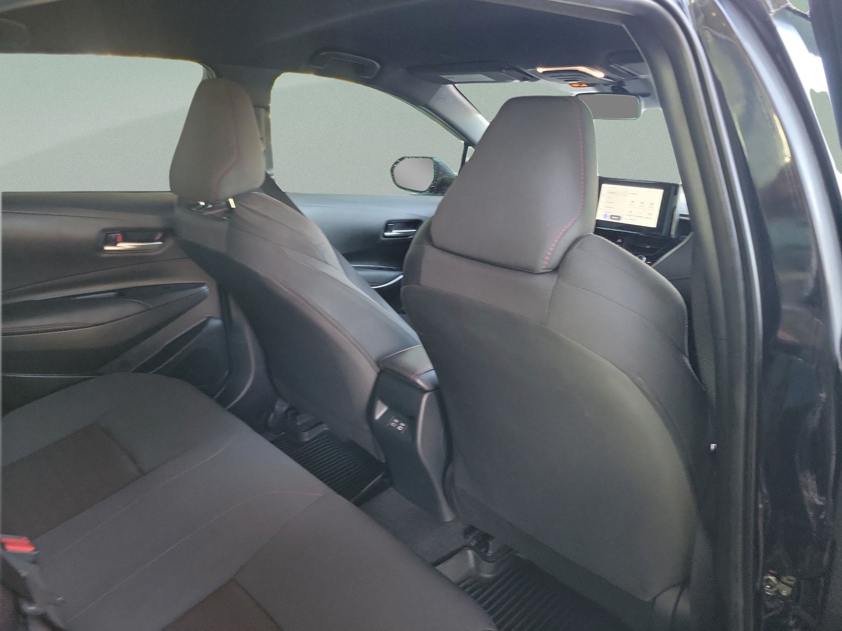 Certified 2024 Toyota Corolla SE FWD image 29
