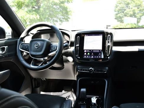 Used 2023 Volvo XC40 Recharge Plus AWD/4WD image 17