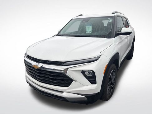 Used 2024 Chevrolet TrailBlazer LT FWD image 4