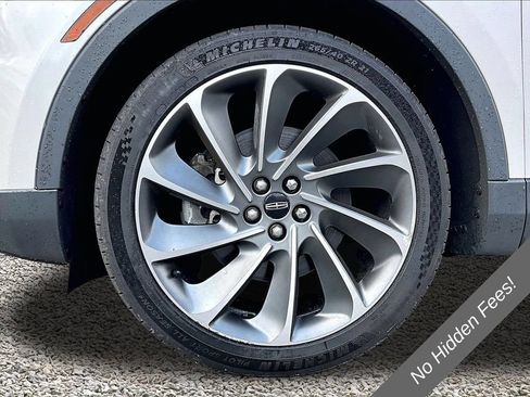 Used 2019 Lincoln Nautilus Reserve AWD/4WD image 9
