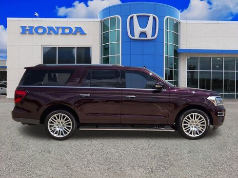 Used 2024 Ford Expedition Max Limited RWD image 2