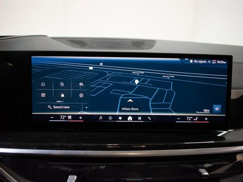 Certified 2024 BMW X5 xDrive40i w/ M Sport Package image 14