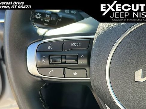 Used 2025 Kia K5 GT-Line image 11