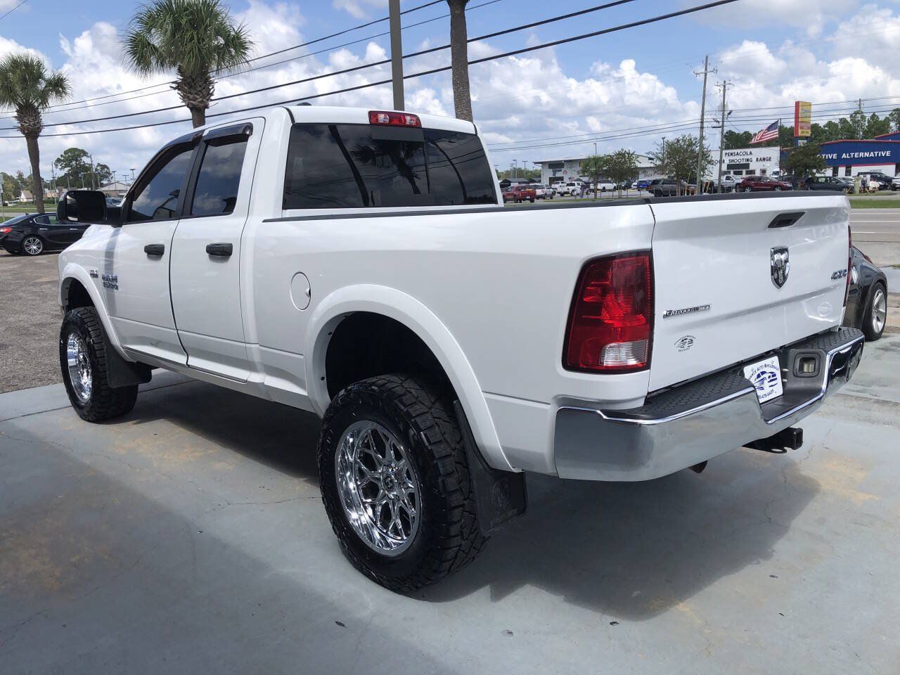 Used 2017 RAM 1500 Outdoorsman AWD/4WD image 4