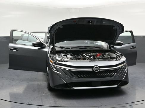 New 2026 Nissan Sentra S w/ S Cold Weather Package FWD image 33