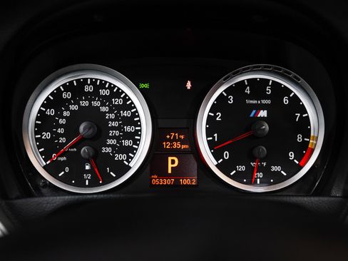 Used 2011 BMW M3 Convertible RWD image 21