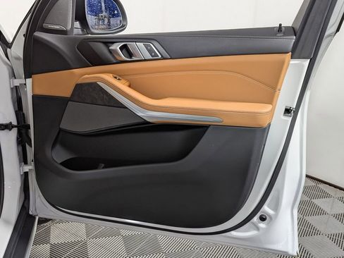 Used 2025 BMW X5 xDrive40i image 29