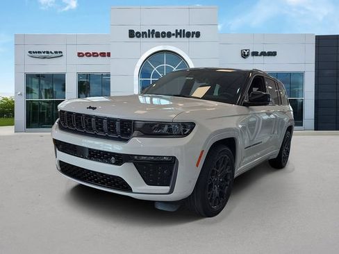 Used 2026 Jeep Grand Cherokee Summit w/ Obsidian Package AWD/4WD image 2
