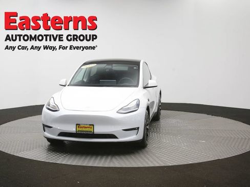 Used 2021 Tesla Model Y Long Range AWD/4WD image 48
