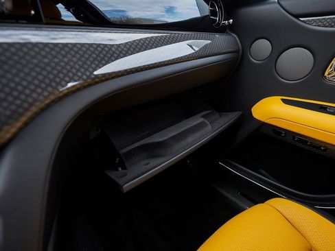 Used 2025 Rolls-Royce Ghost Black Badge image 81