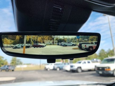 New 2026 Chevrolet Traverse High Country w/ LPO, Floor Liner Package image 32