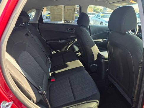 Used 2022 Hyundai Kona SEL image 13