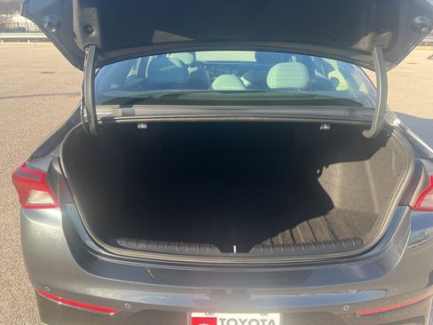 Used 2021 Kia K5 EX image 5